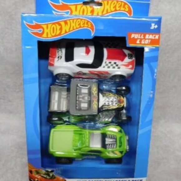 Hot Wheels Fast Racer Pullback Go 3 Pack Fast Fish Bone Shaker Dawgzilla Lot NEW - Picture 1 of 3